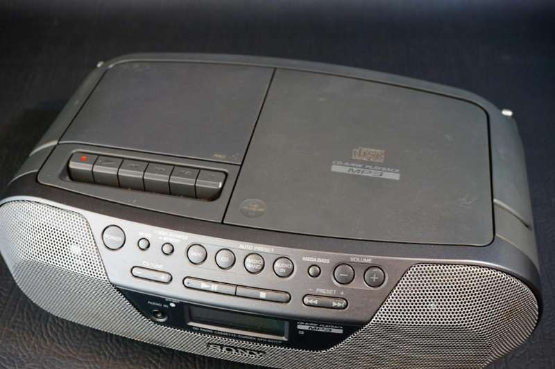 Sony CFD-S07CP CD Radio Cassette-Corder Boombox **Great Condition**