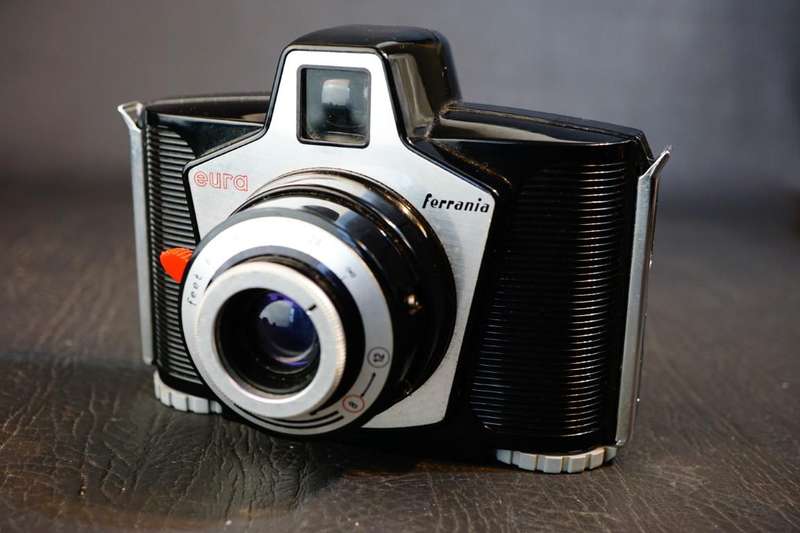 Art Deco Ferrania Eura 3m 120 Film Camera 6X6 with Meniscus Lens **Great Condition**