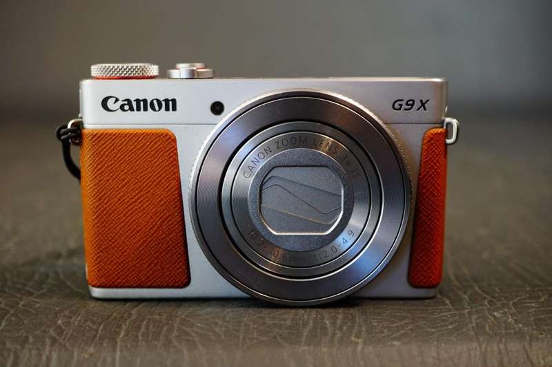 Canon PowerShot G9 X Mark II 20.1 MP Compact Digital Camera  **Excellent Condition**