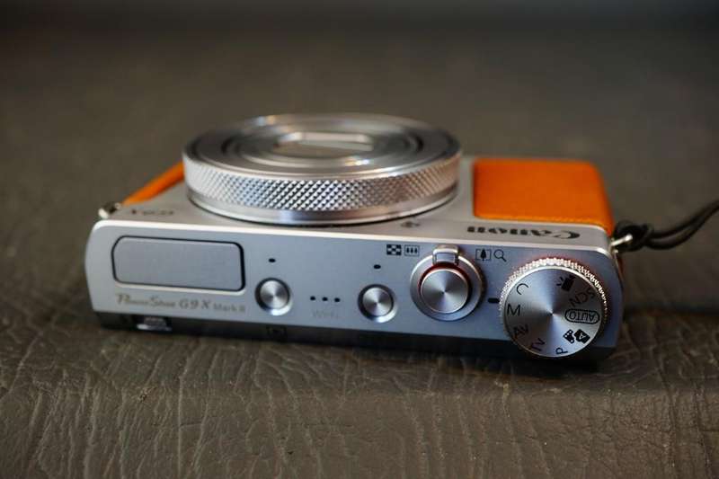 Canon PowerShot G9 X Mark II 20.1 MP Compact Digital Camera  **Excellent Condition**