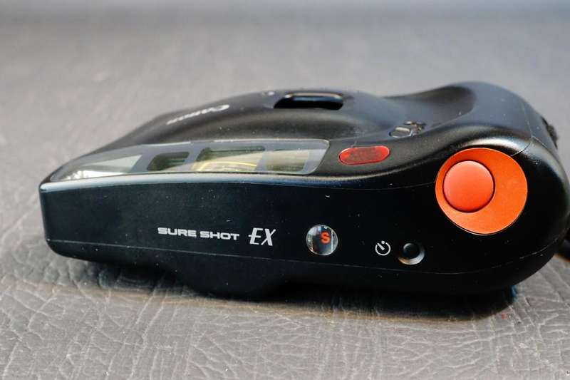 Canon Sure Shot EX 35mm Point and Shoot AF Film Camera with 34mm F4.5 Lens **Great Condition**