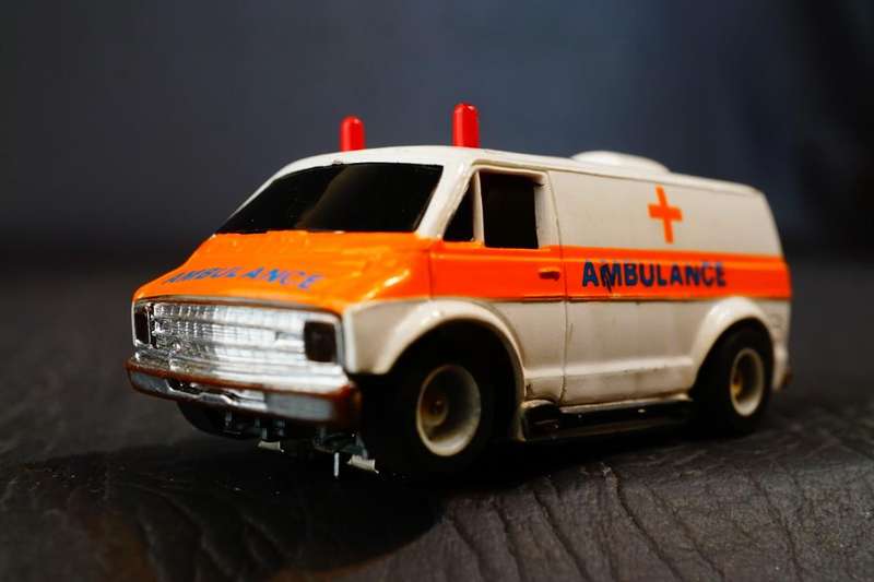 Vintage Tyco Dodge Van Ambulance #3954 Slot Car Tested **Great Condition**