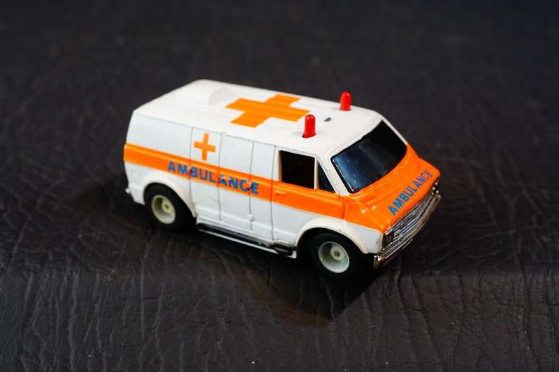 Vintage Tyco Dodge Van Ambulance #3954 Slot Car Tested **Great Condition**
