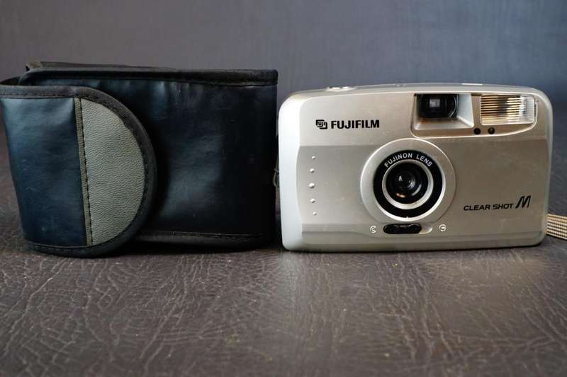 Fujifilm Clear Shot M 35mm Point and Shoot Film Camera **Great Condition**