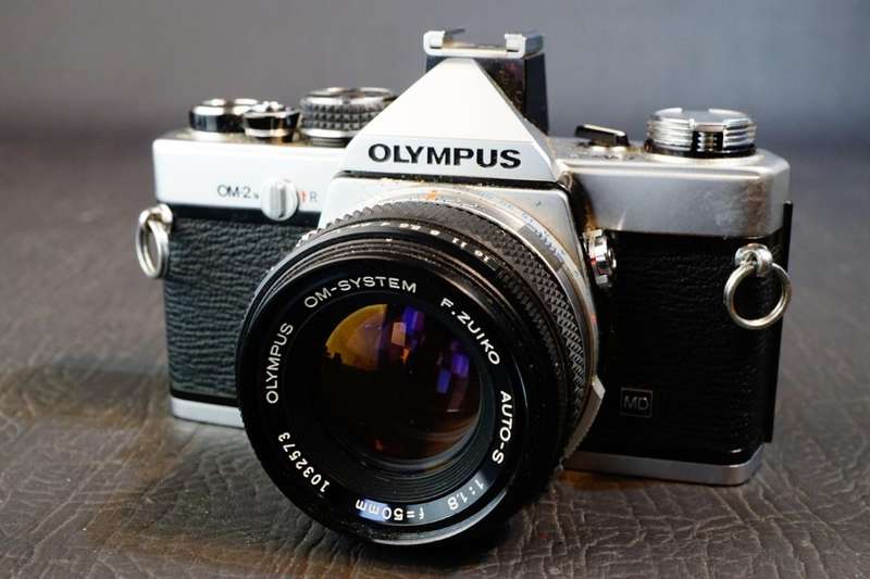 Olympus OM2 35mm SLR Camera with Olympus Zuiko 50mm F1.8 Lens  **Great Condition**
