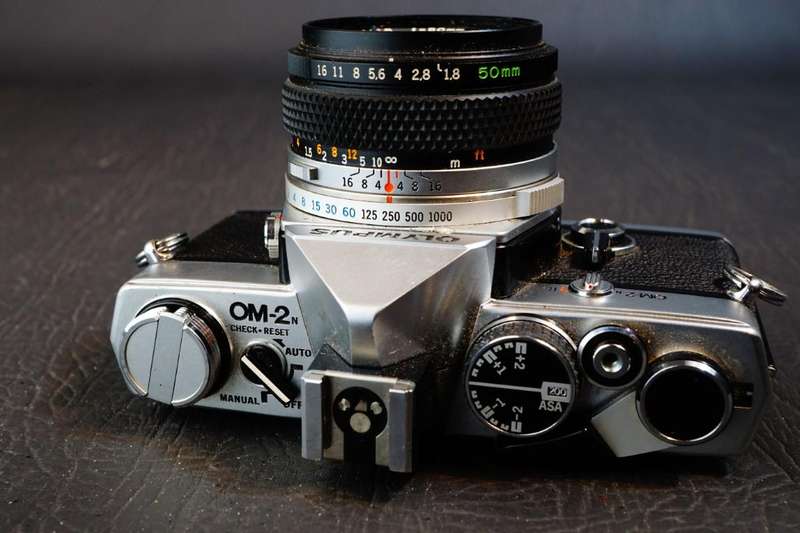 Olympus OM2 35mm SLR Camera with Olympus Zuiko 50mm F1.8 Lens  **Great Condition**