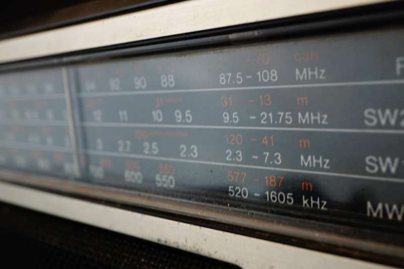 Philips 595 4-Band 90AL595 /95 Radio Receiver **Good Condition**