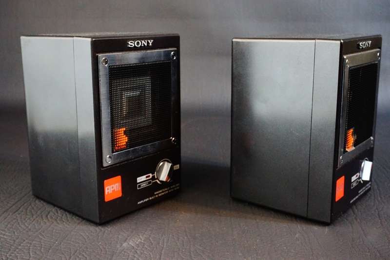 Sony APM-007AV Amplifier Powered Shielded Speakers **Great Condition**
