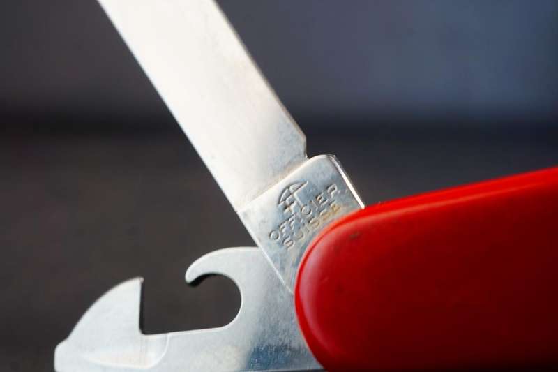 Vintage SWISS ARMY Victorinox Officier Suisse Pocket Knife 6 Tools Red **Good Condition**