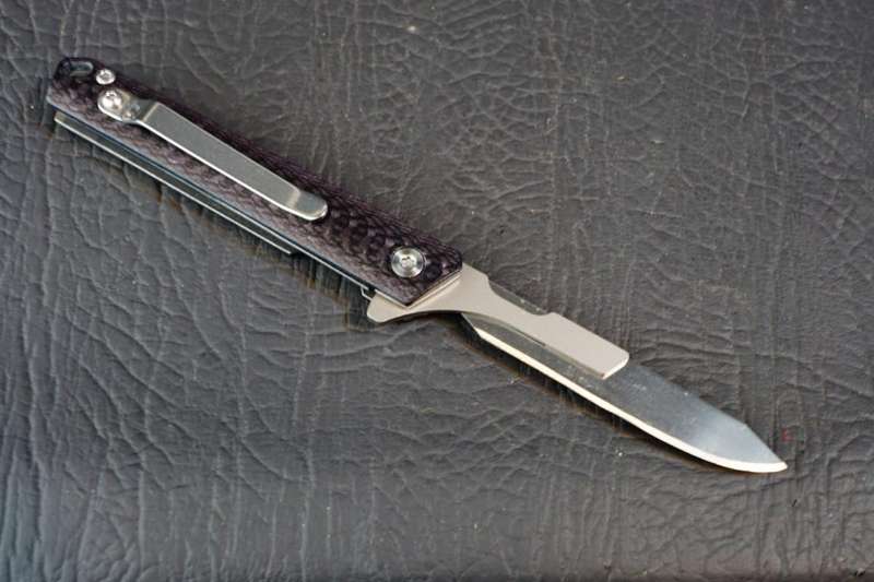 Carbon Fiber Folding Scalpel Knife with Liner Lock uses #60 Blades **5 Blades Included**