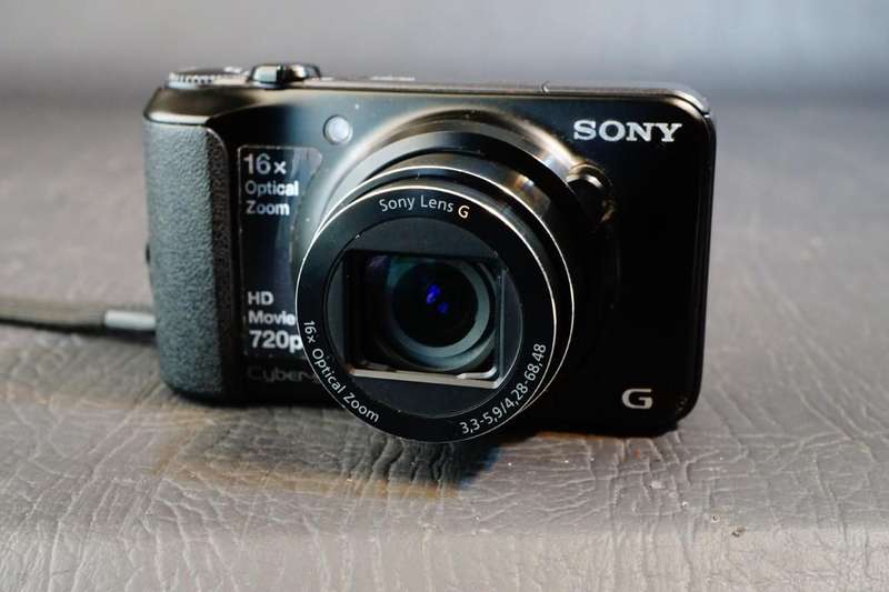 Sony Cybershot DSC-H90 16.1MP Compact Digital Camera **Good Condition**
