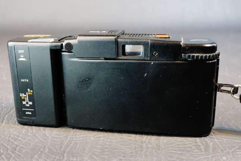 Olympus XA2 35mm Film Camera With Zuiko 35mm F3.5 Lens and A11 Flash**Great Condition**