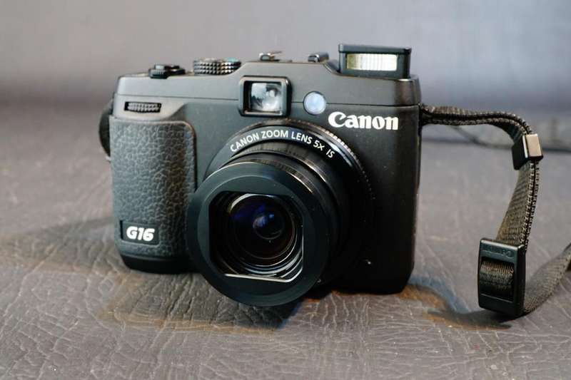 Canon Powershot G16 12.1MP CCD Sensor Compact Digital Camera with Original Box **Good Condition**