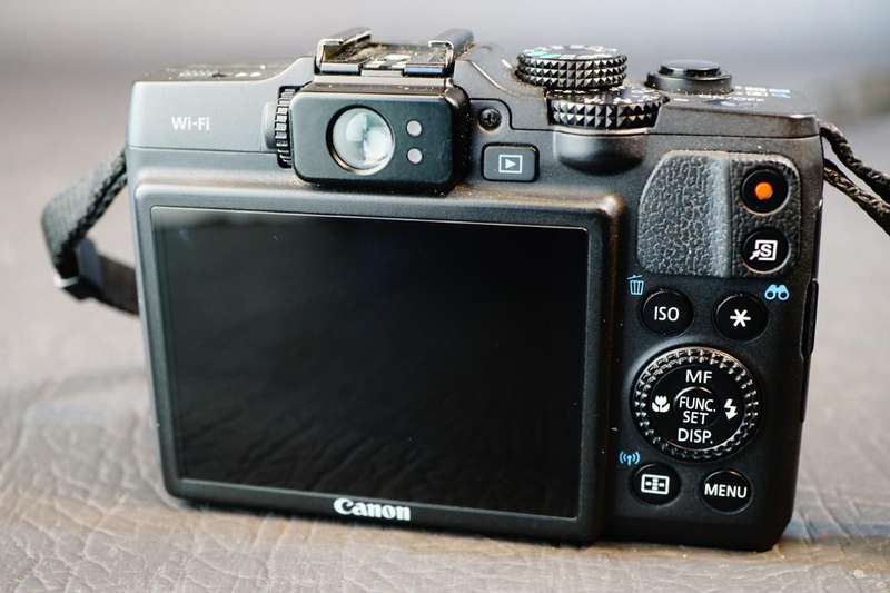 Canon Powershot G16 12.1MP CCD Sensor Compact Digital Camera with Original Box **Good Condition**