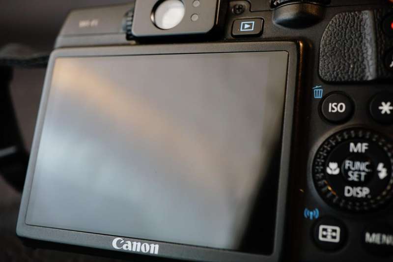 Canon Powershot G16 12.1MP CCD Sensor Compact Digital Camera with Original Box **Good Condition**