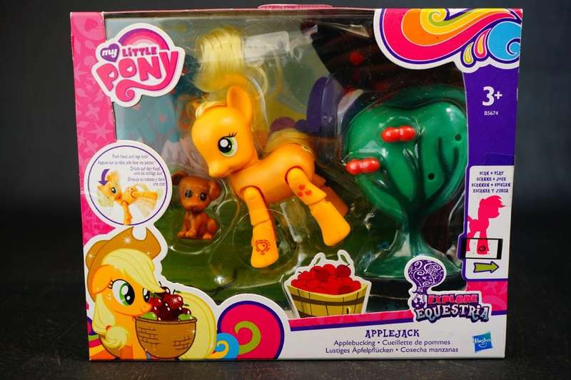My Little Pony Explore Equestria Applejack Applebucking Hasbro 2015   **New Old Shop Stock**