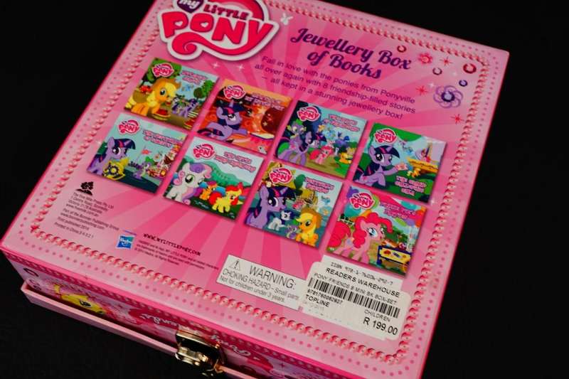 My Little Pony Jewlery Box of Books Hasbro *New Old Shop Stock*