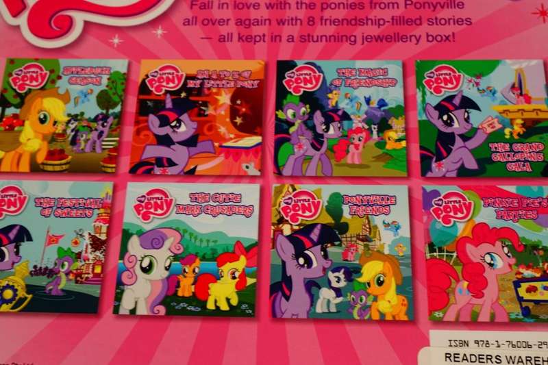 My Little Pony Jewlery Box of Books Hasbro *New Old Shop Stock*