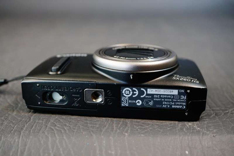 Canon PowerShot SX260 HS 12.1MP Compact Digital Camera **Great Condition**