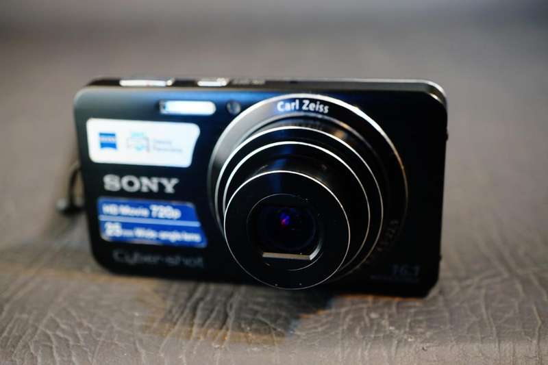 Sony Cyber-shot DSC-W630 16.1 MP Compact Digital Camera **Great Condition**