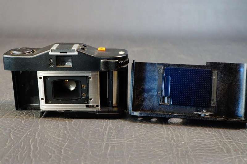 Minox 35 GL Film Camera 35mm f2.8 Lens with Half Leather Carrying Case **Great Condition**