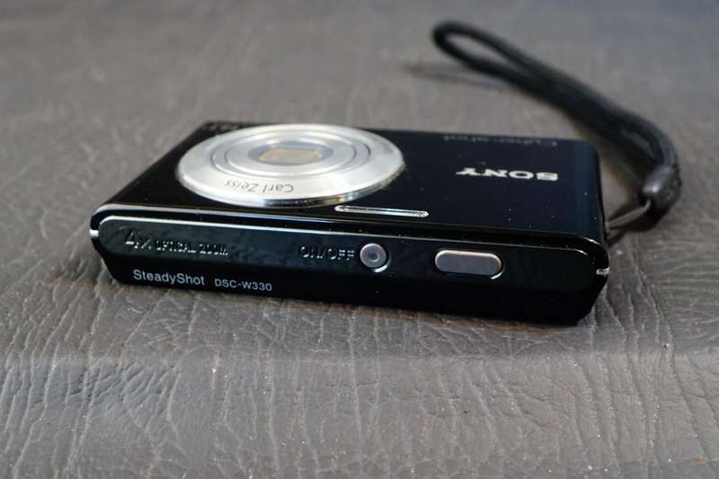 Sony Cyber-shot DSC-W330 14.1MP Compact Digital Camera **Great Condition**
