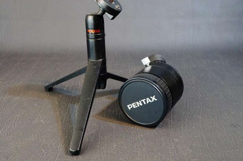Pentax Spotting Scope 300 Telephoto Mirror Spotting Scope with Case **Excellent Condition**