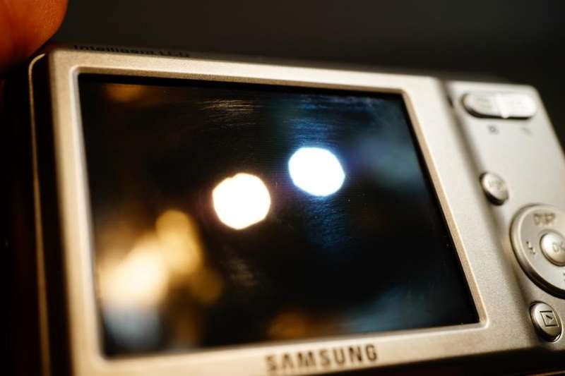 Samsung ES10 8.1MP Compact Digital Camera with Original Box **Great Condition*
