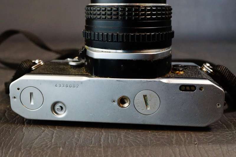 Pentax MX 35mm SLR Film Camera with Pentax 50mm F1.7 Lens  **Great Condition**