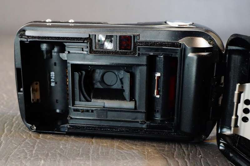 Olympus MJU-1 Point and Shoot AF Film Camera with 35mm F3.5 Prime Lens **Good Condition**