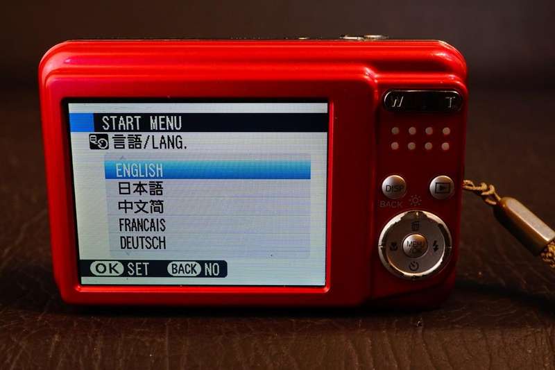 Fujifilm Finepix Av130 3X Optical 12MP Compact Digital Camera uses AA Batteries **Good Condition**