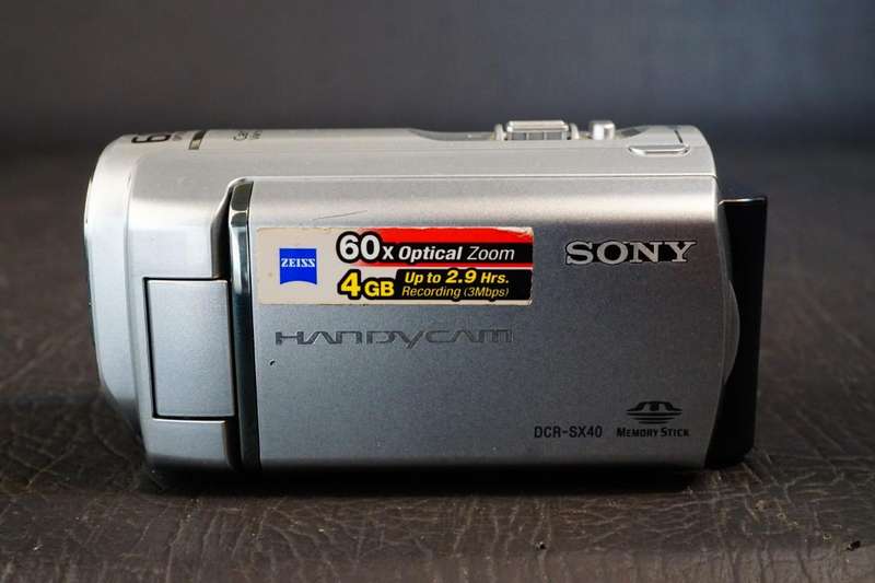 Sony Handycam DCR-SX40 Camcorder Digital Video Camera Recorder **Great Condition**