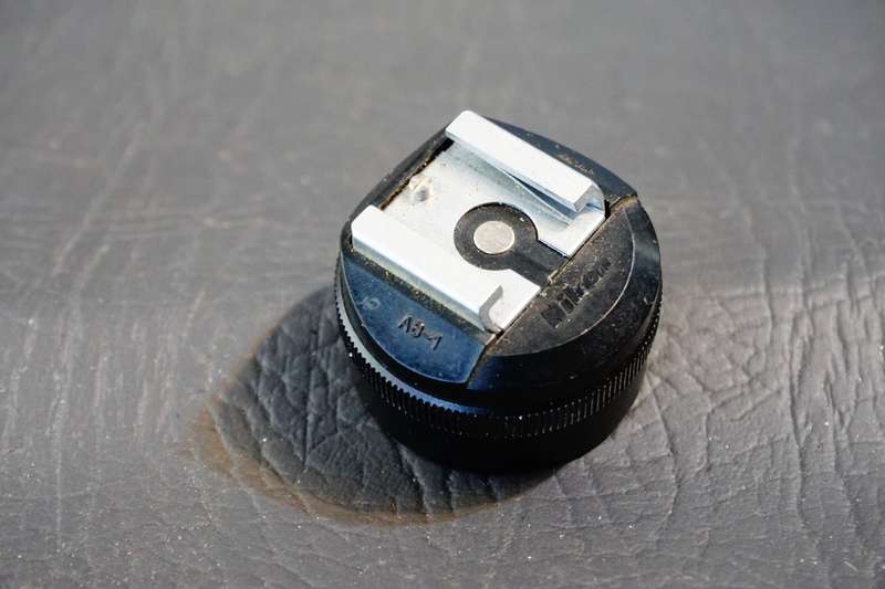 Genuine Nikon AS-1 Flash Coupler Hot Shoe Adapter for F2, F2A, F2AS Cameras  **Good Condition**
