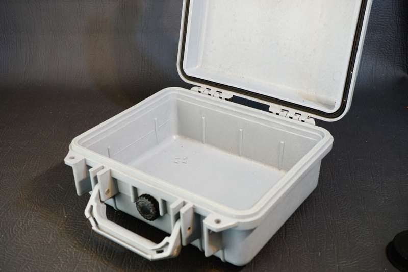 Pelican Peli 1200 Waterproof Plastic Equipment case, 124 x 270 x 246mm **Great Condition**