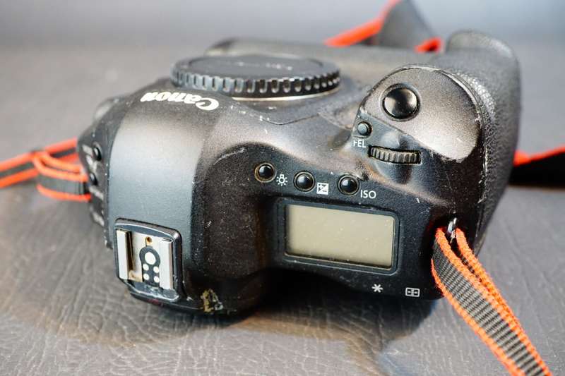 Canon EOS 1D Mark III 10.1MP Digital SLR Camera Body Full Frame Sensor **Great Condition**