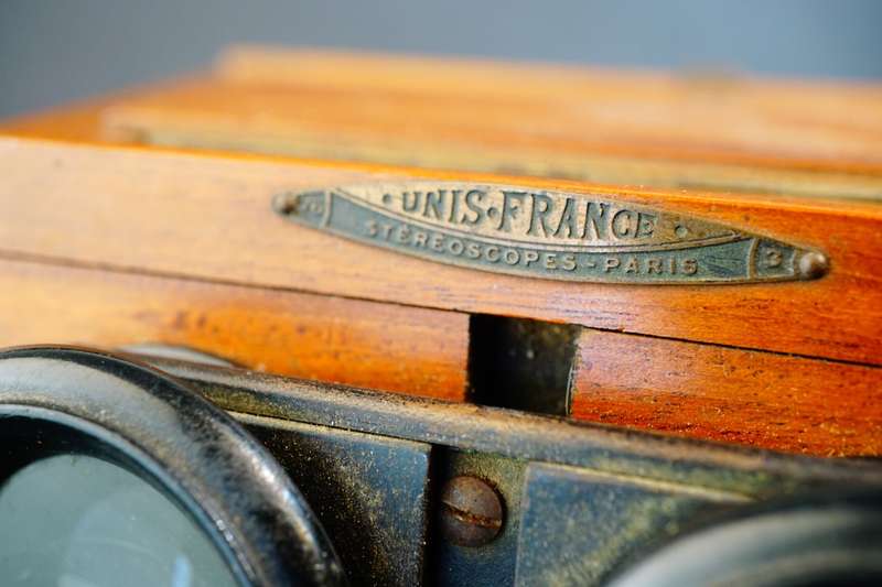 Unis France Stereoscope Viewer from the late 1800s **Good Condition**