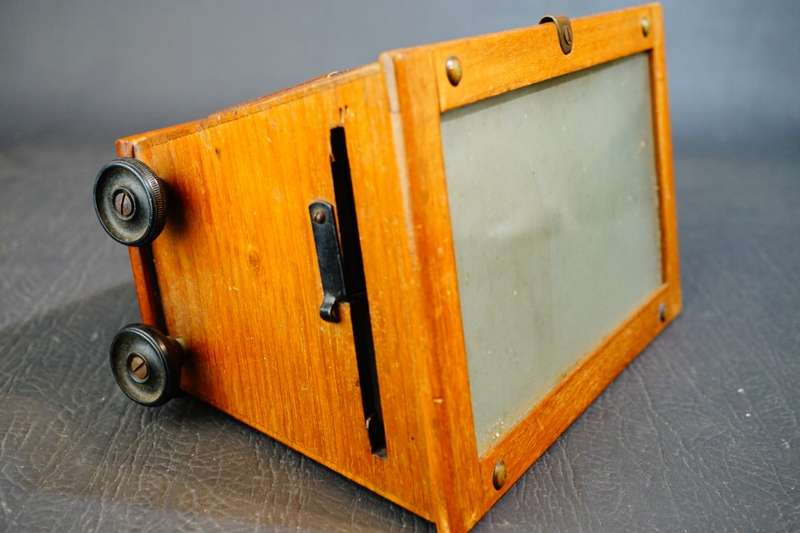 Unis France Stereoscope Viewer from the late 1800s **Good Condition**
