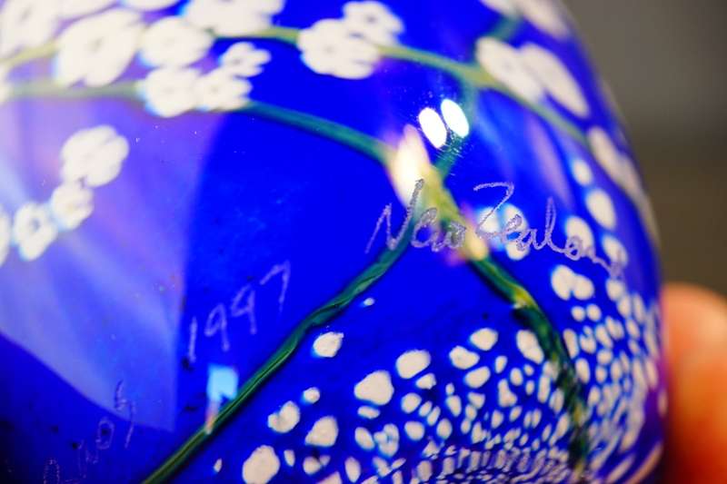 Peter Raos Monet Spring Art Glass Vase - 1997 New Zealand **Excellent Condition**