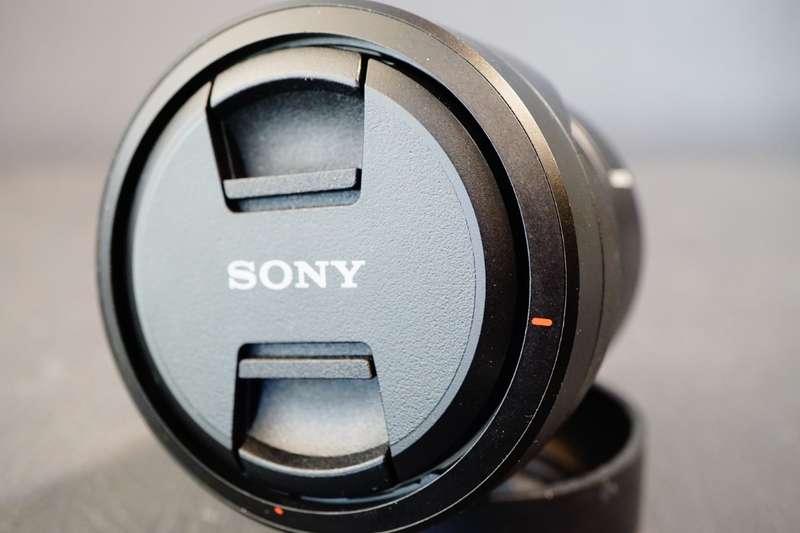 Sony Zeiss Vario-Tessar FE 24-70mm f4 T* ZA OSS E Mount Lens