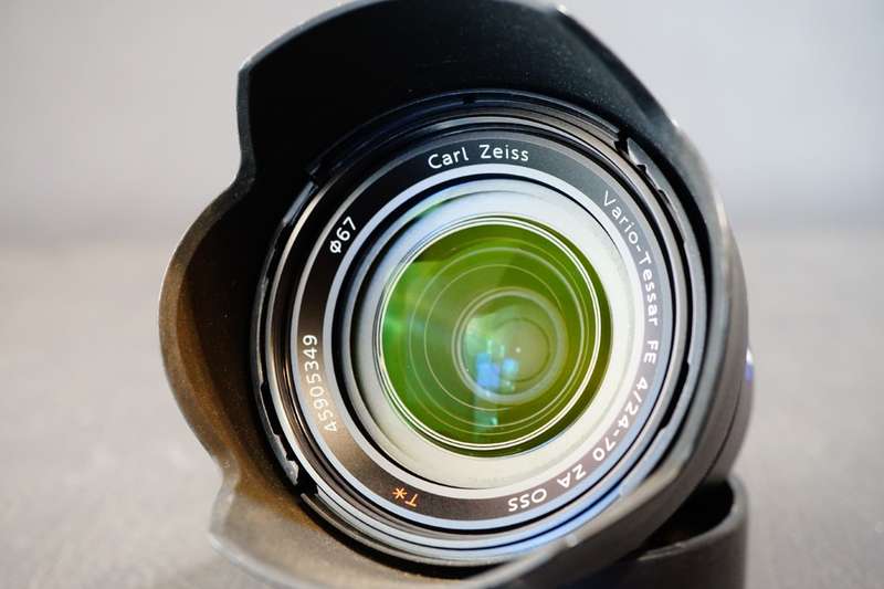Sony Zeiss Vario-Tessar FE 24-70mm f4 T* ZA OSS E Mount Lens
