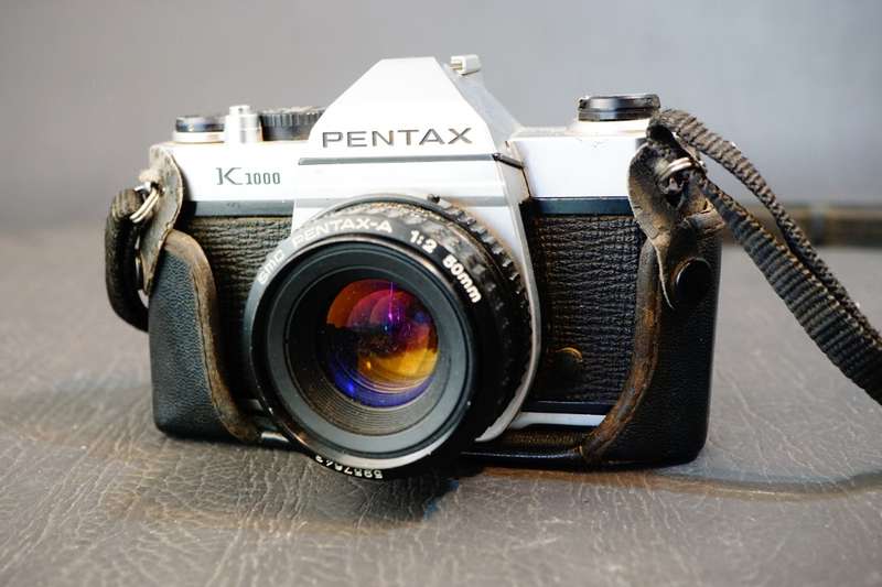 Asahi Pentax K1000 35mm SLR Film Camera with Pentax 50mm F2 Lens  **Great Condition**