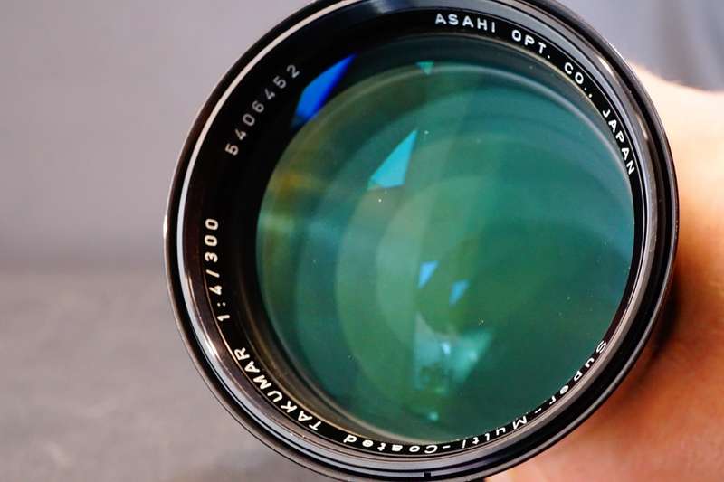 Asahi Pentax Super Multi Coated Takumar 300mm F4 Lens in M42 Screw Mount    **Excellent Condition**