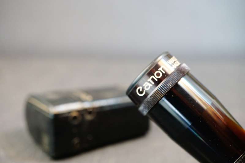 Canon Waist Level Viewer 2 with Case Made in Japan for FL System AE1 Program **Good Condition**