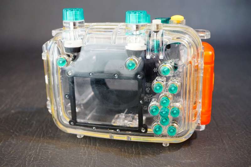 Canon WP-DC34 Waterproof Housing Case for Canon G11 & G12 Cameras **Great Condition**