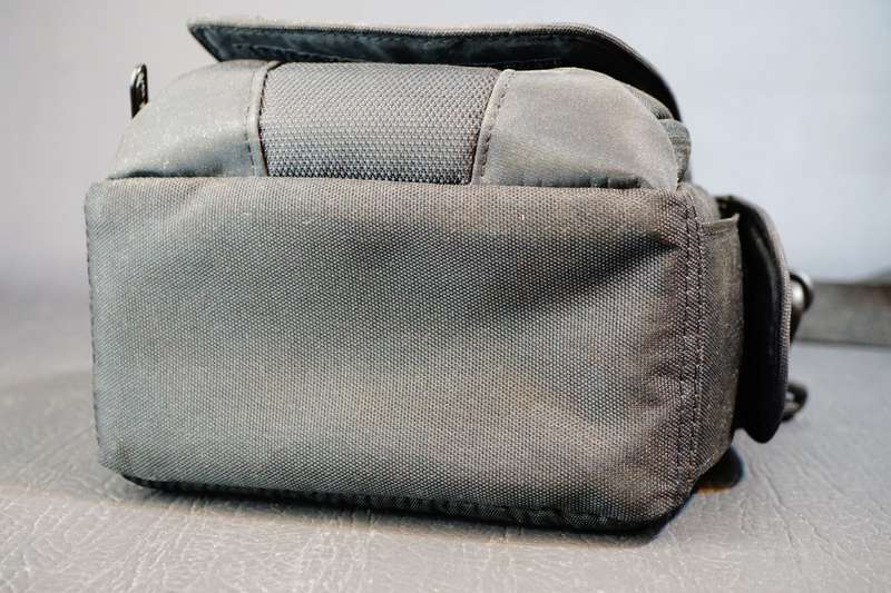 Lowepro Edit 120 Camera Bag  **Excellent Condition**