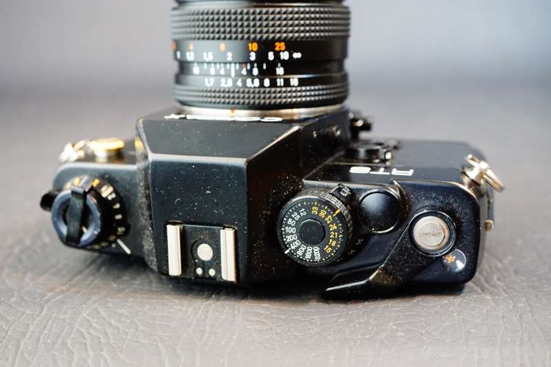 CONTAX RTS II 50 YEARS 50th Anniversary Film Camera with Zeiss 50mm F1.7 Lens **Excellent Condition*