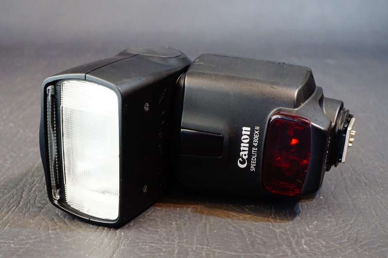 Canon Speedlite 430EX II Hot Shoe Mount Flash For Canon Cameras   **Great Condition**