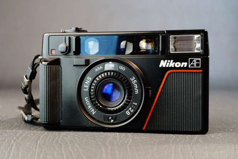 Nikon L35AF *Pikaichi* 35mm P+S Camera with 35mm F2.8 Lens ISO 1000 Version **Excellent Condition**