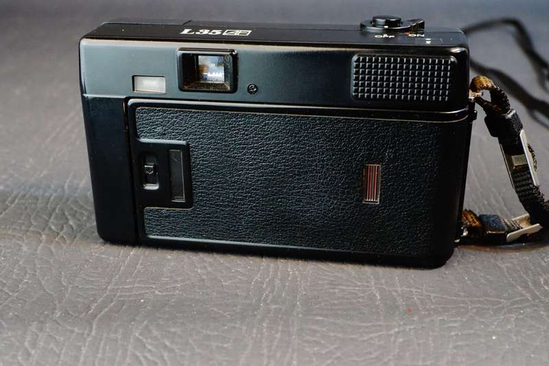 Nikon L35AF *Pikaichi* 35mm P+S Camera with 35mm F2.8 Lens ISO 1000 Version **Excellent Condition**