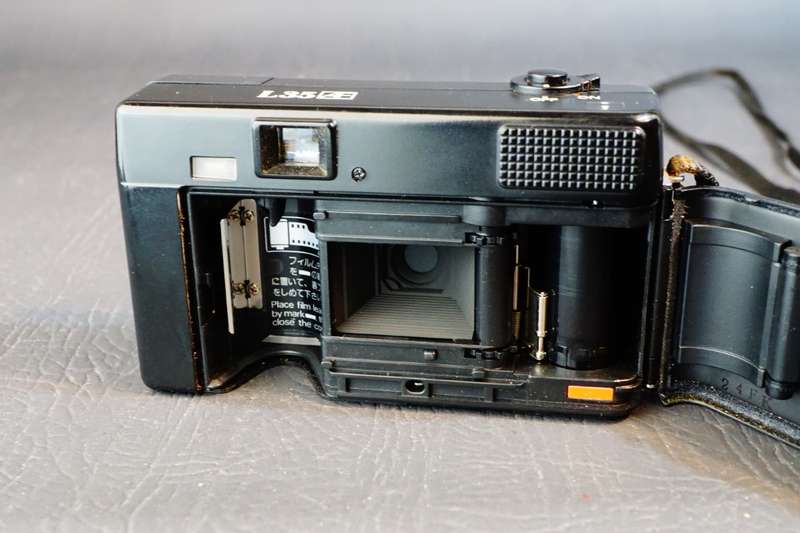 Nikon L35AF *Pikaichi* 35mm P+S Camera with 35mm F2.8 Lens ISO 1000 Version **Excellent Condition**